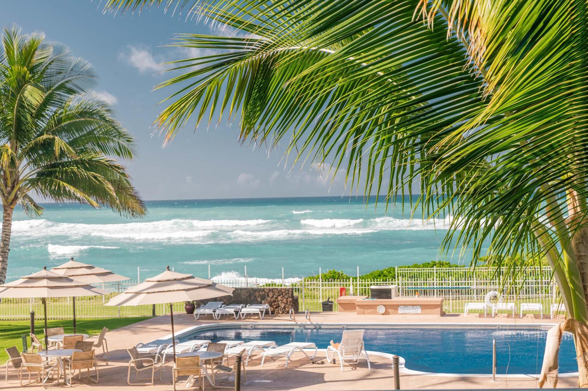 ***Serendipity On The Moana - Legal & Oceanfront - Great For Work & Play!*** Waianae Екстериор снимка